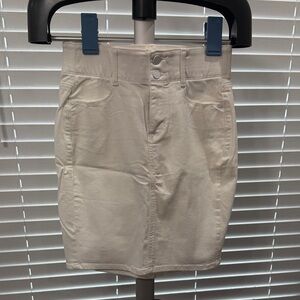 Apt. 9 White Denim Mini Skirt - stretch